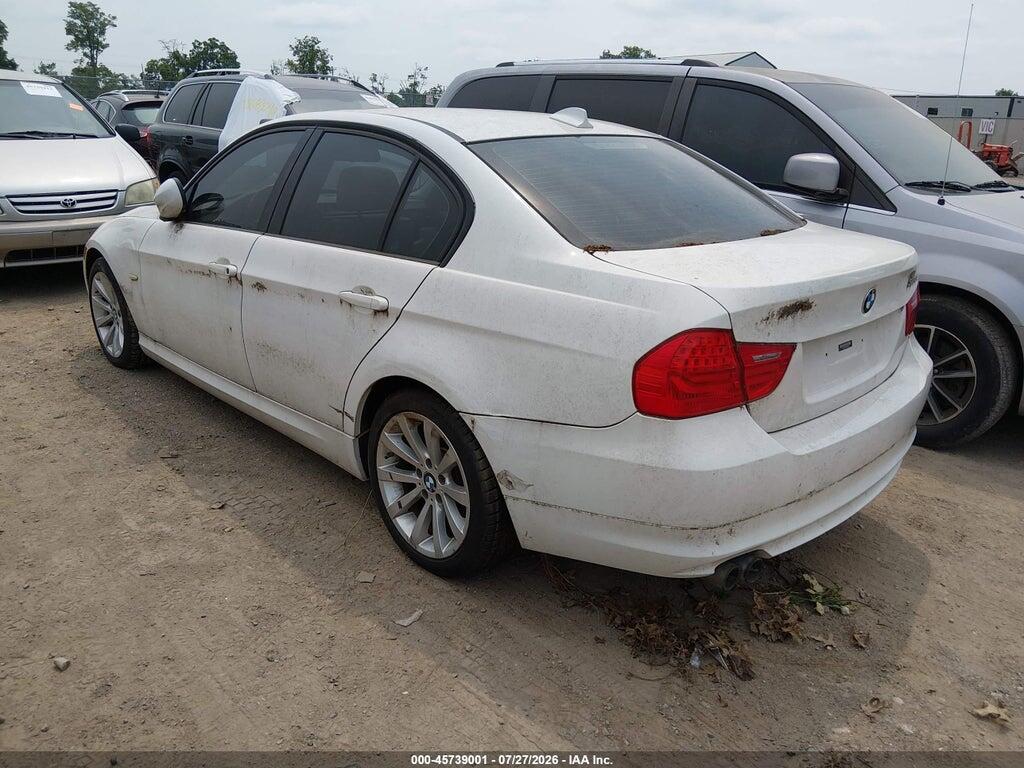 WBAPK7C59BF083689 2011 BMW 328I photo no. 3