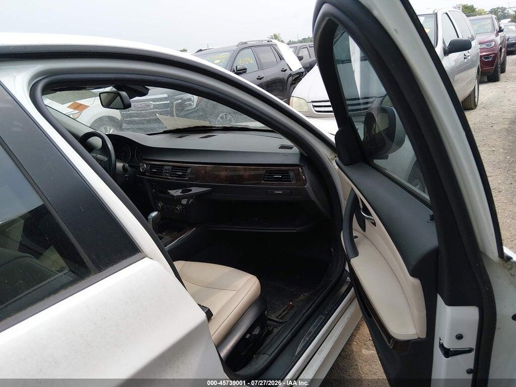 WBAPK7C59BF083689 2011 BMW 328I photo no. 5