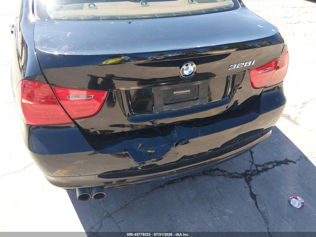 WBAPH5C53BA444544 2011 BMW 328I photo no. 6