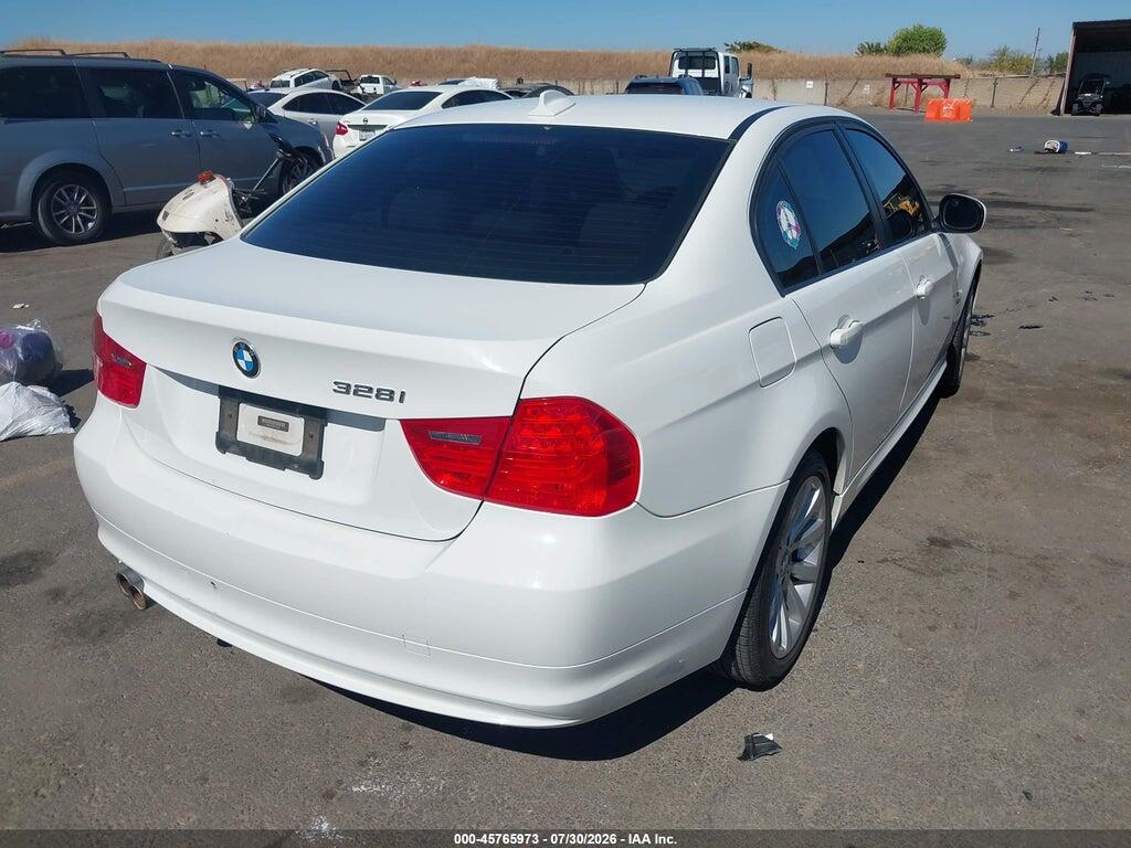 WBAPK5C56BF126129 2011 BMW 328I photo no. 4