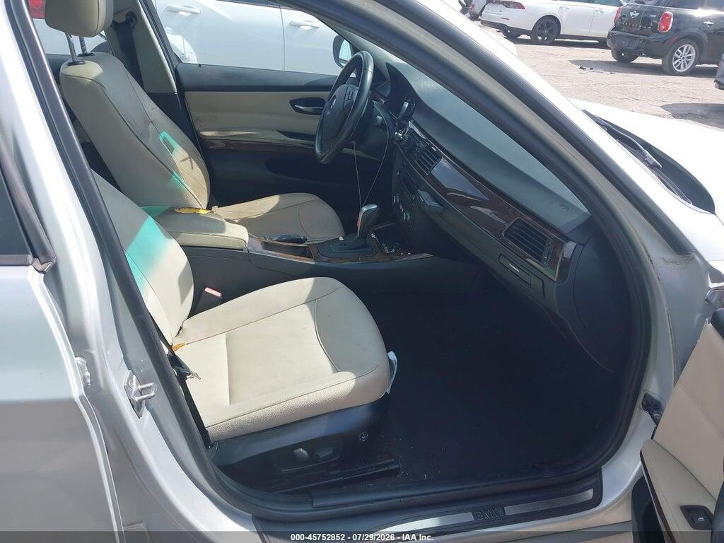 WBAPH7C51BE677052 2011 BMW 328I photo no. 5