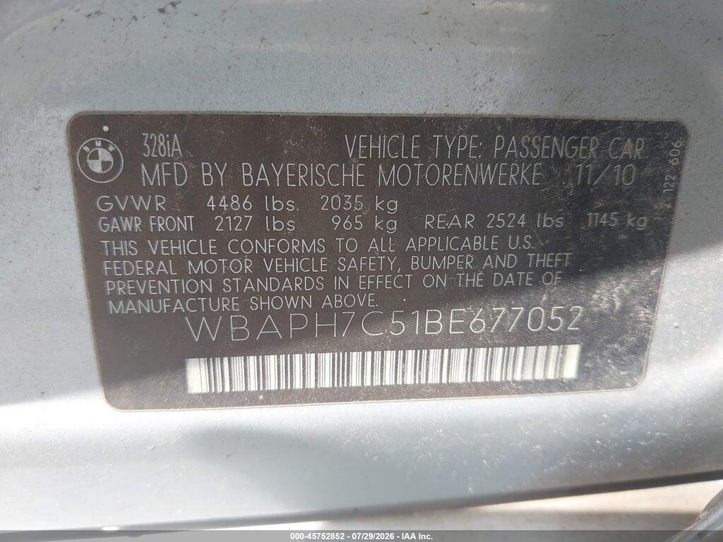 WBAPH7C51BE677052 2011 BMW 328I photo no. 9