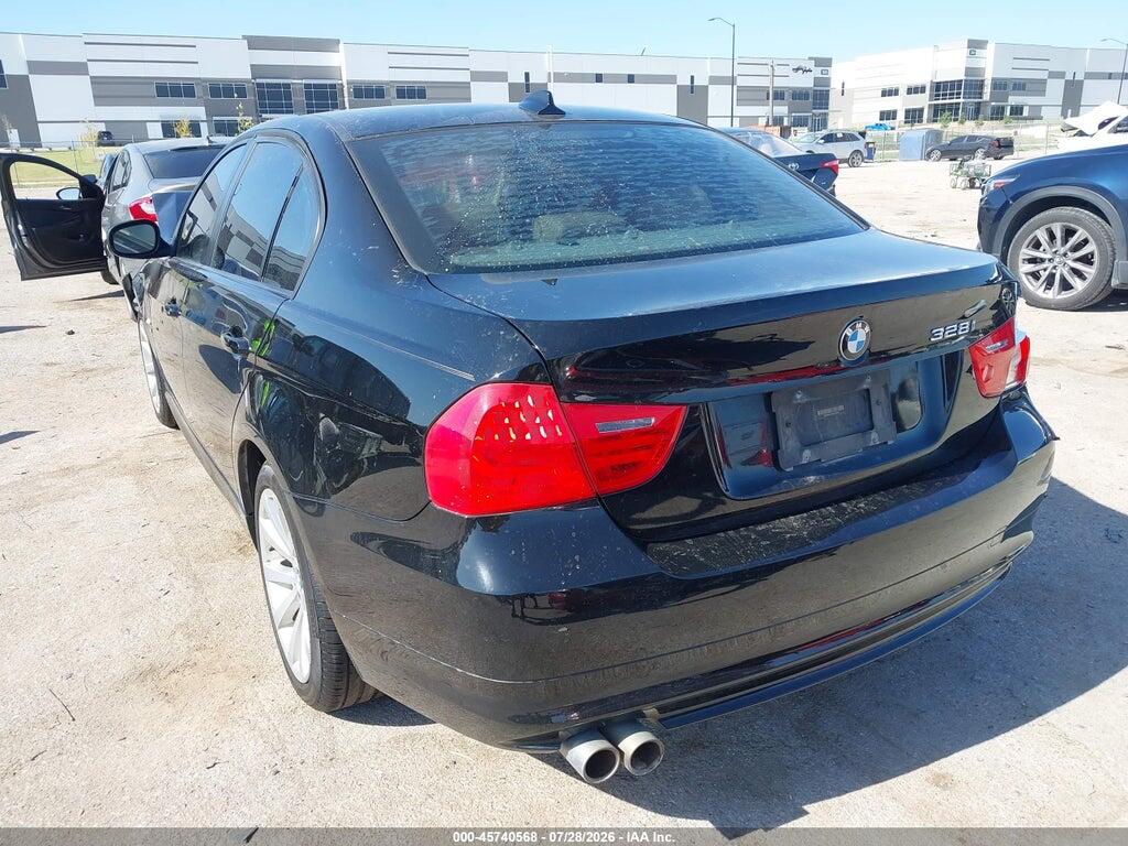 WBAPK5C57BF124325 2011 BMW 328I photo no. 3