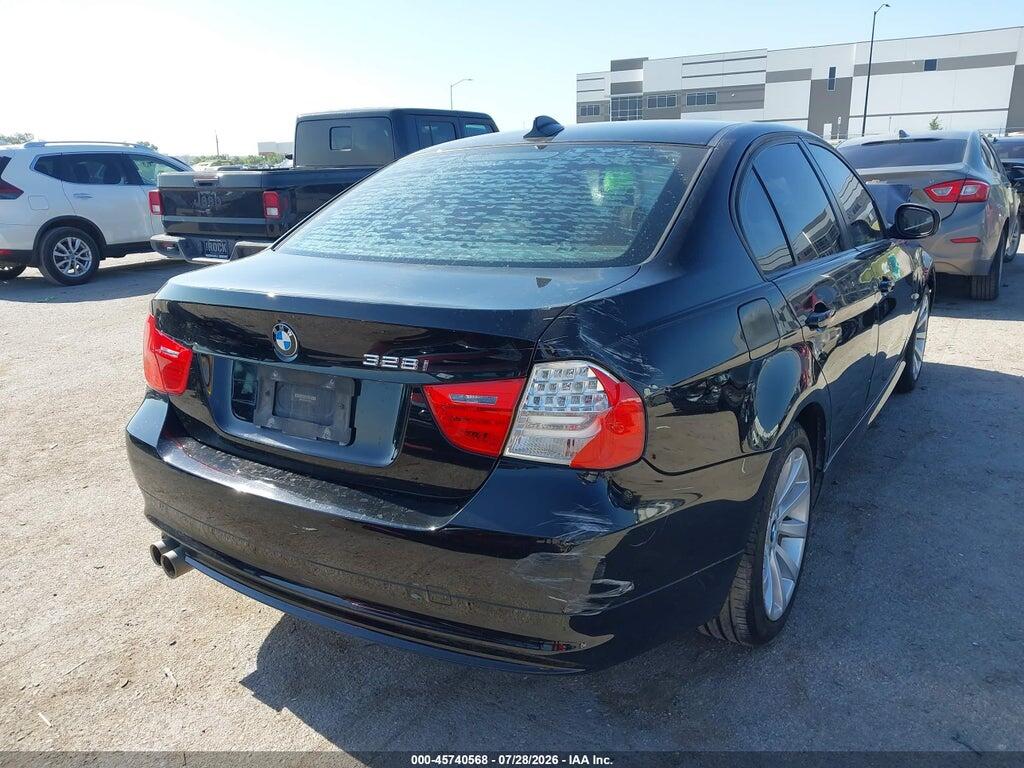 WBAPK5C57BF124325 2011 BMW 328I photo no. 4