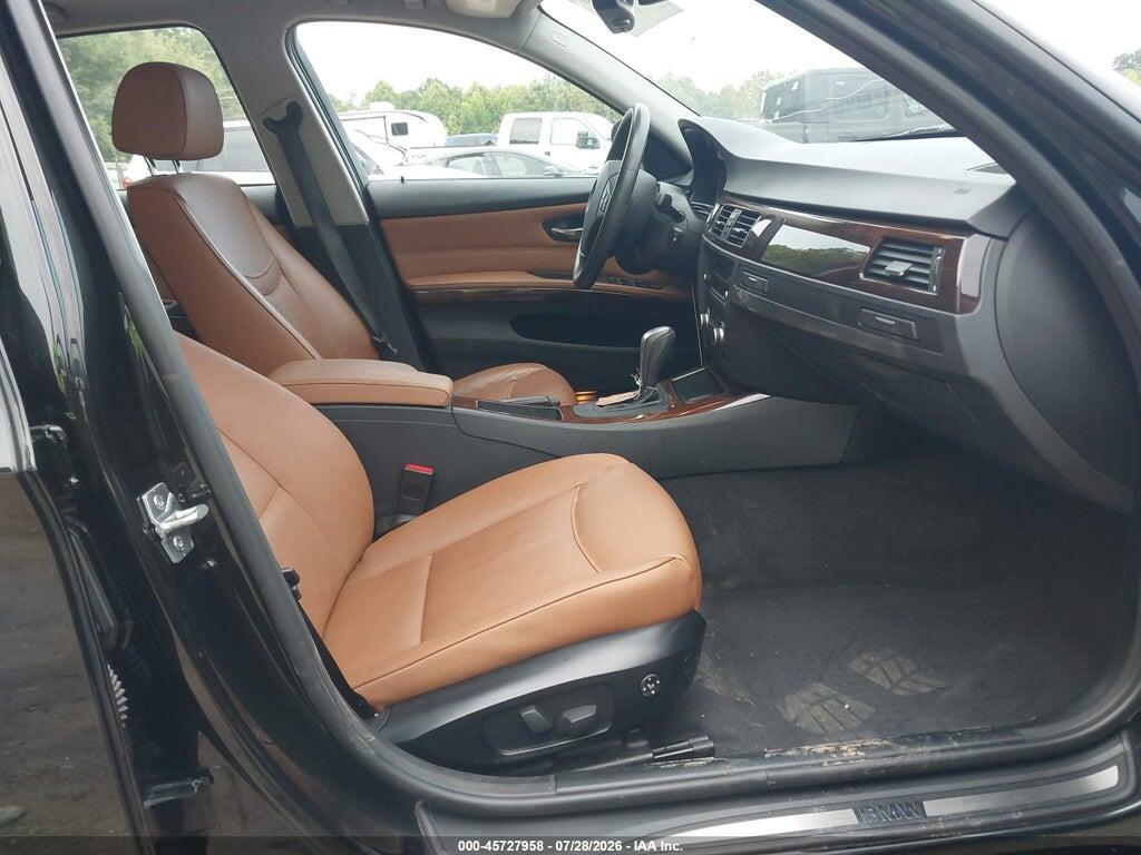 WBAPH7C57BE681820 2011 BMW 328I photo no. 5