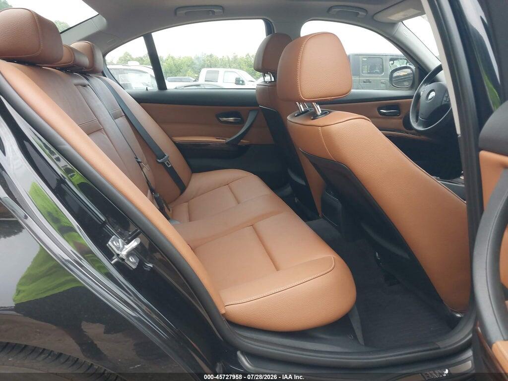 WBAPH7C57BE681820 2011 BMW 328I photo no. 8
