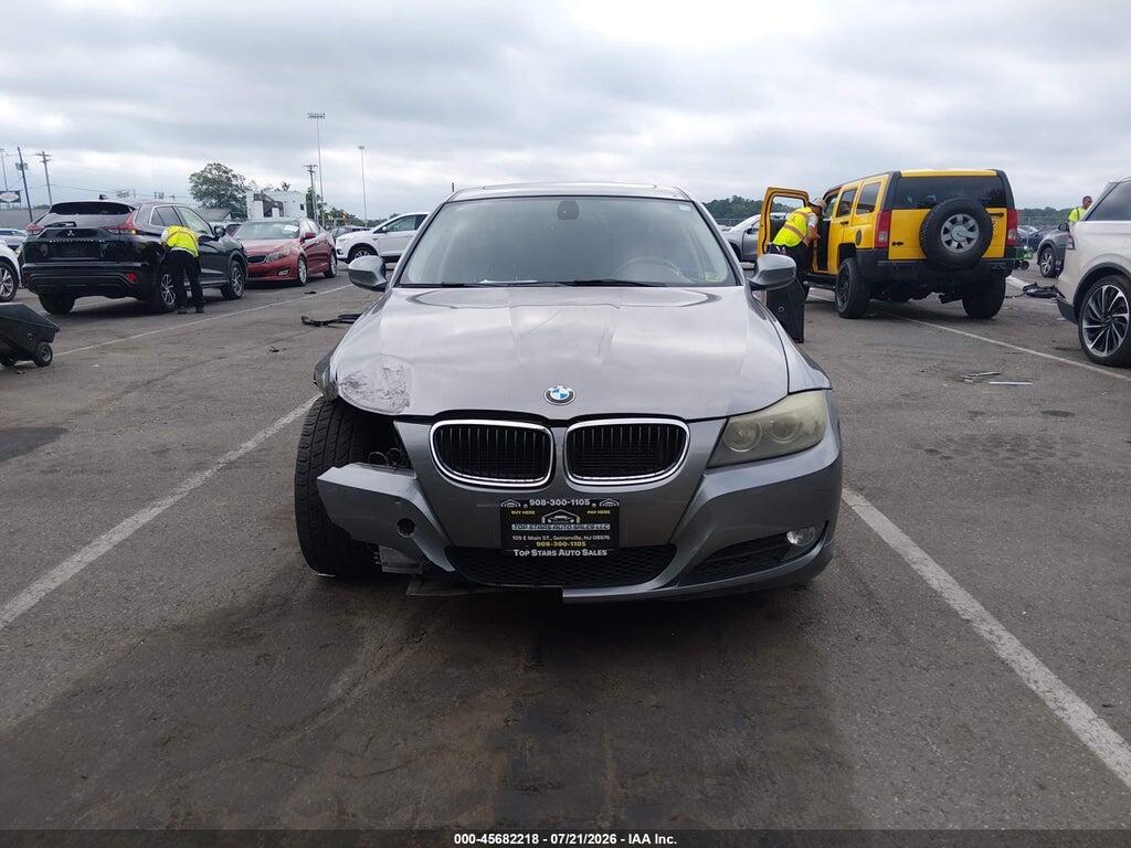 WBAPH7C51BE679495 2011 BMW 328I photo no. 12