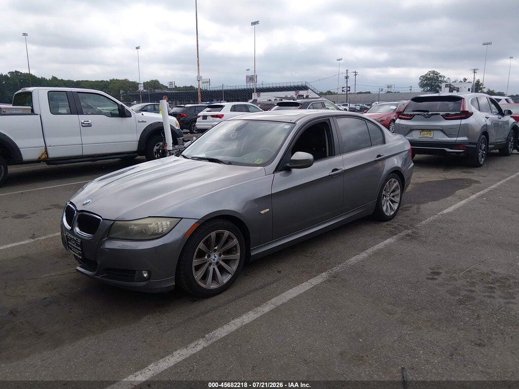 WBAPH7C51BE679495 2011 BMW 328I photo no. 2