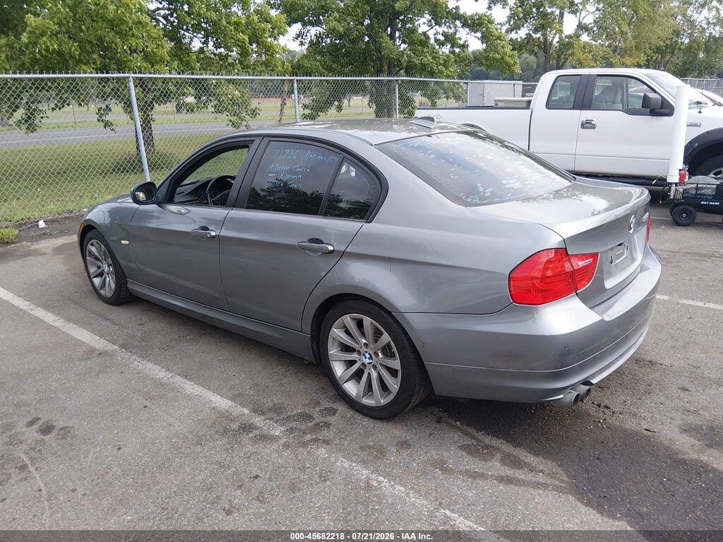 WBAPH7C51BE679495 2011 BMW 328I photo no. 3