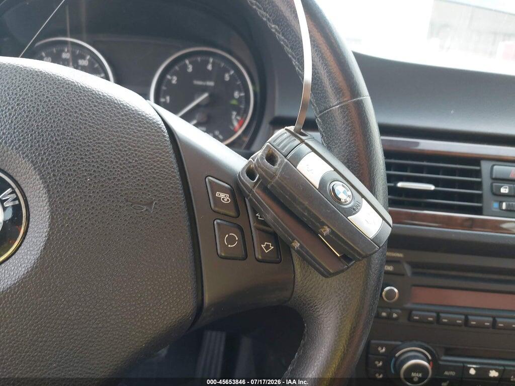 WBAPK7C50BA816368 2011 BMW 328I photo no. 11