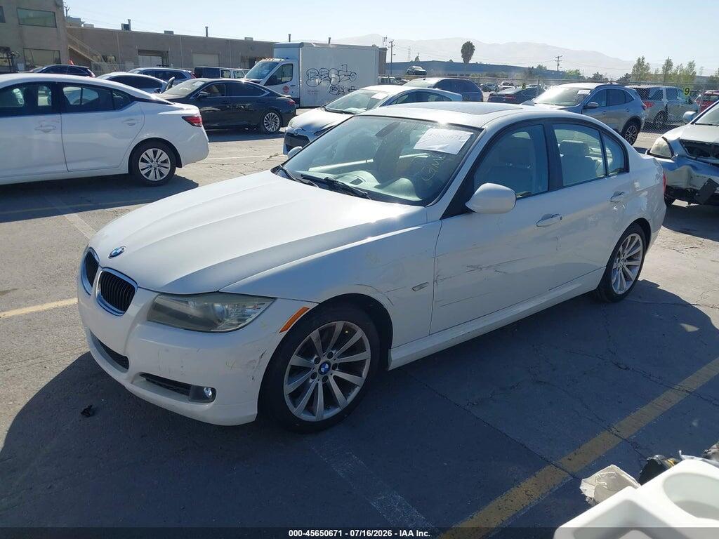 WBAPH7C57BE131484 2011 BMW 328I photo no. 2