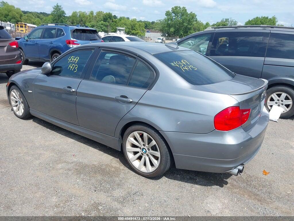 WBAPH7C53BE460327 2011 BMW 328I photo no. 3