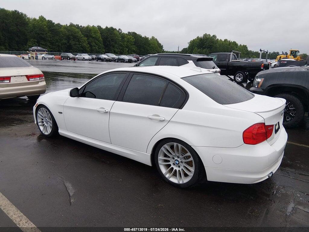 WBAPN7C56BF184308 2011 BMW 335D photo no. 3