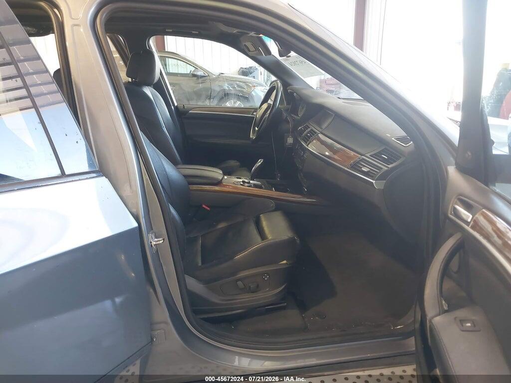 5UXFE83558L168209 2008 BMW X5 photo no. 5