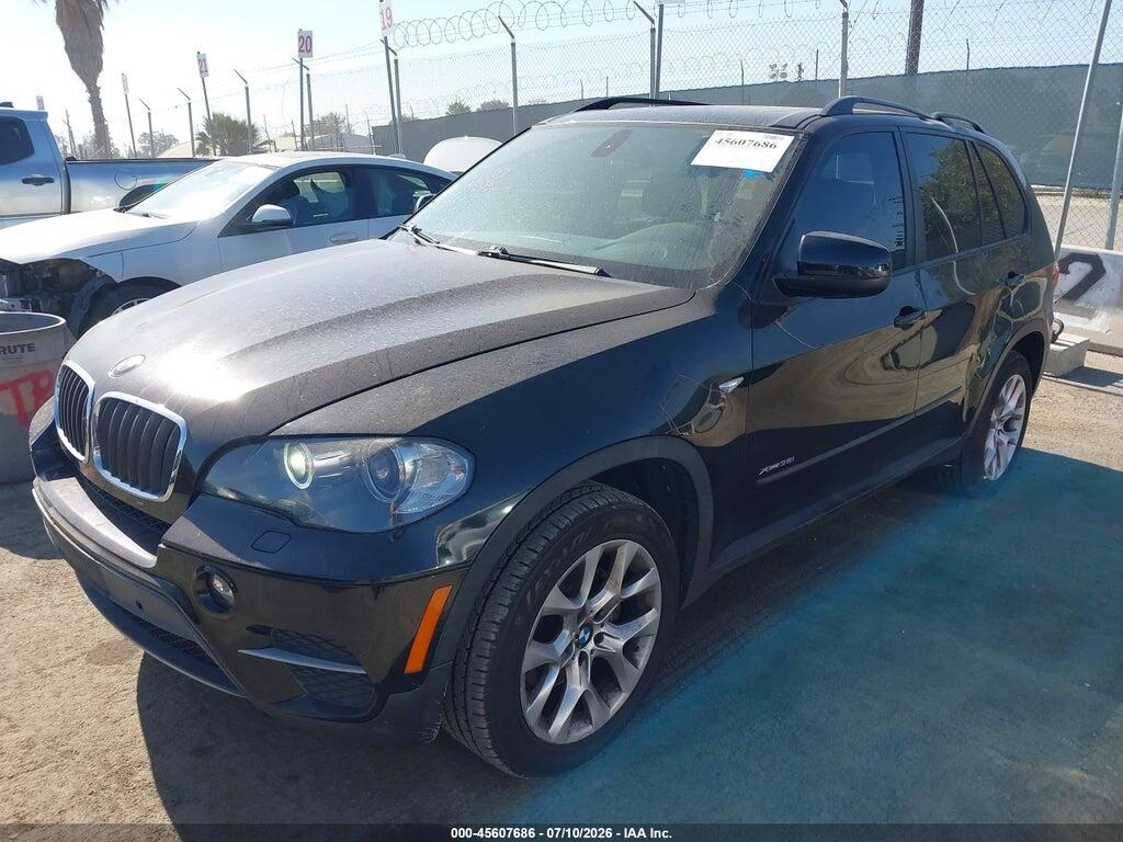 5UXZV4C51BL402908 2011 BMW X5 photo no. 2
