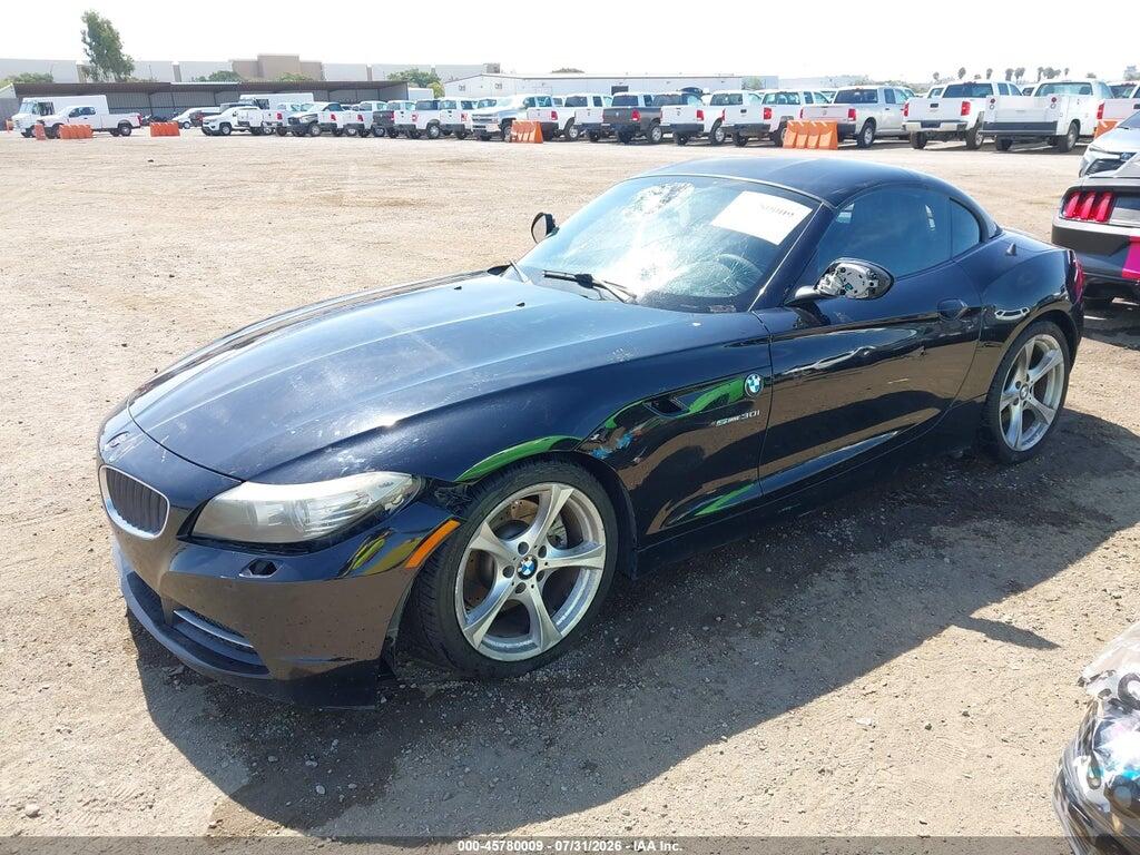 WBALM5C53BE379200 2011 BMW Z4 photo no. 2
