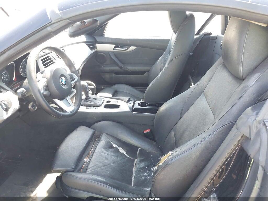 WBALM5C53BE379200 2011 BMW Z4 photo no. 5