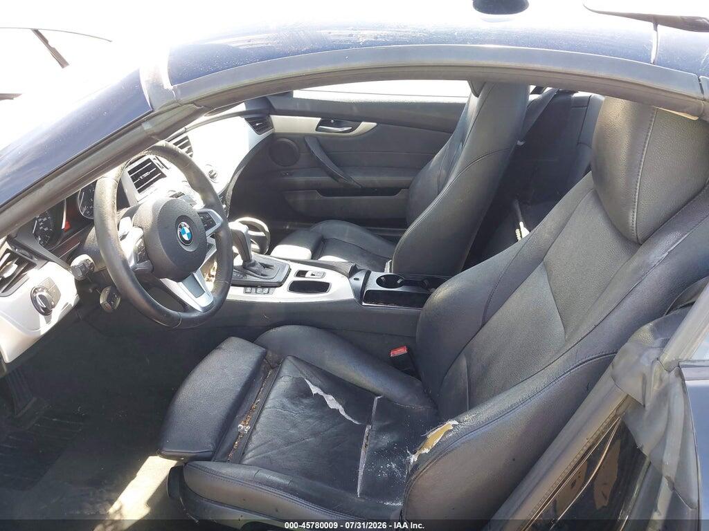 WBALM5C53BE379200 2011 BMW Z4 photo no. 8