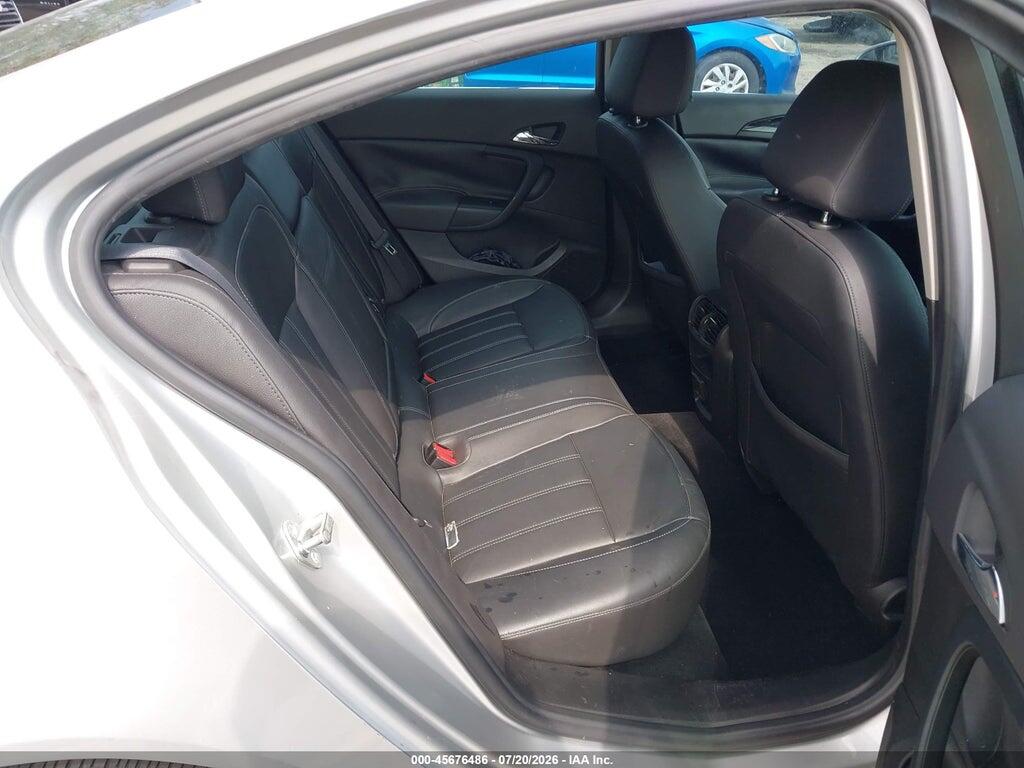 W04GR5EC0B1000589 2011 BUICK REGAL photo no. 8