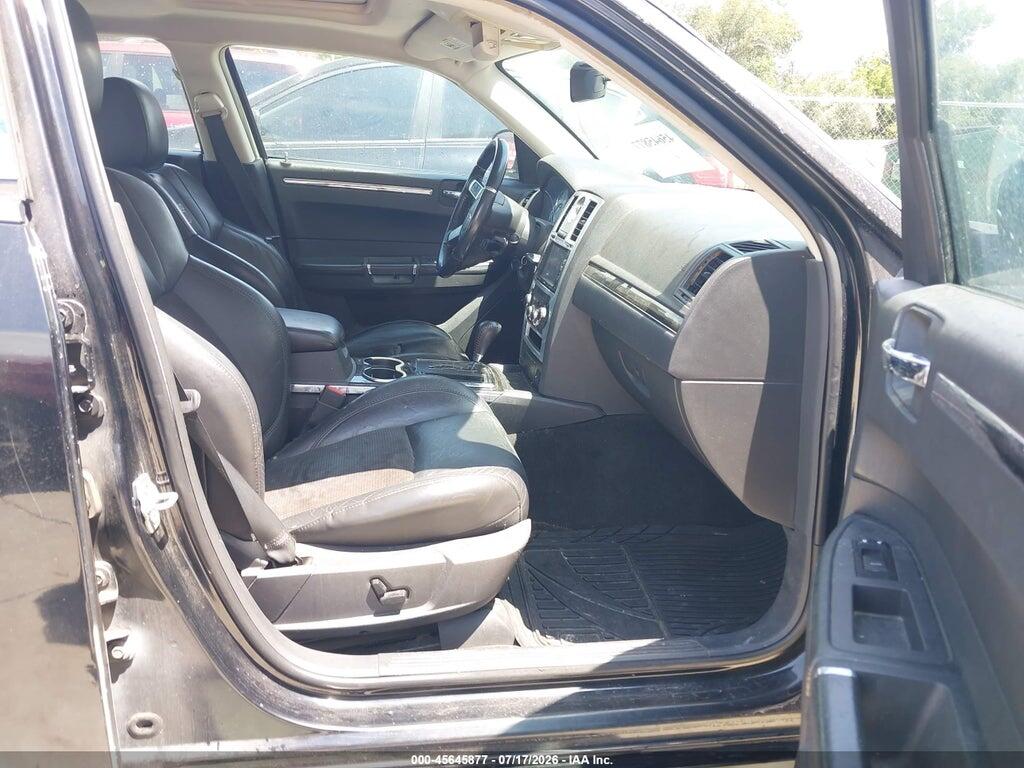 2C3CA2CV8AH329639 2010 CHRYSLER 300 photo no. 5
