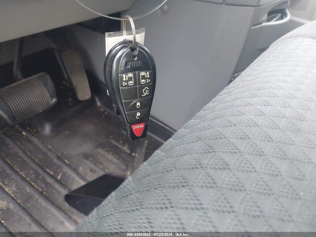 2A4RR5D1XAR460460 2010 CHRYSLER TOWN & COUNTRY photo no. 11