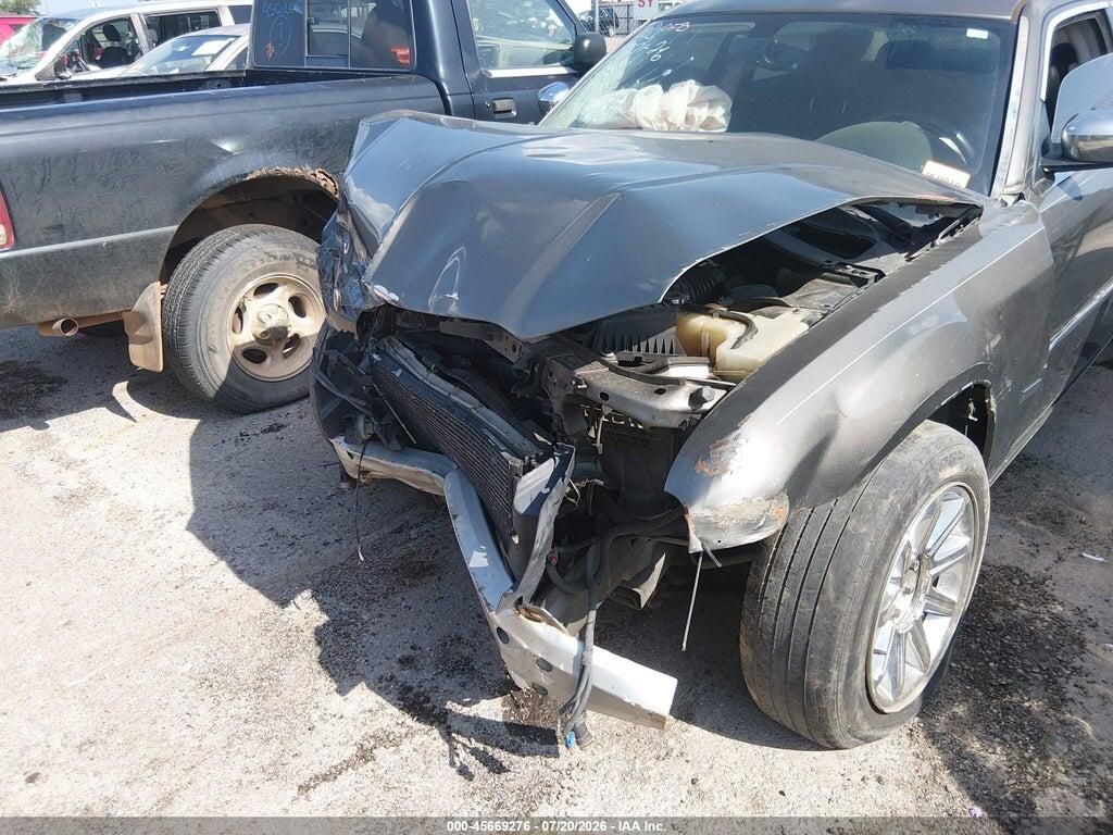 2C3CK5CV3AH144137 2010 CHRYSLER 300 photo no. 6