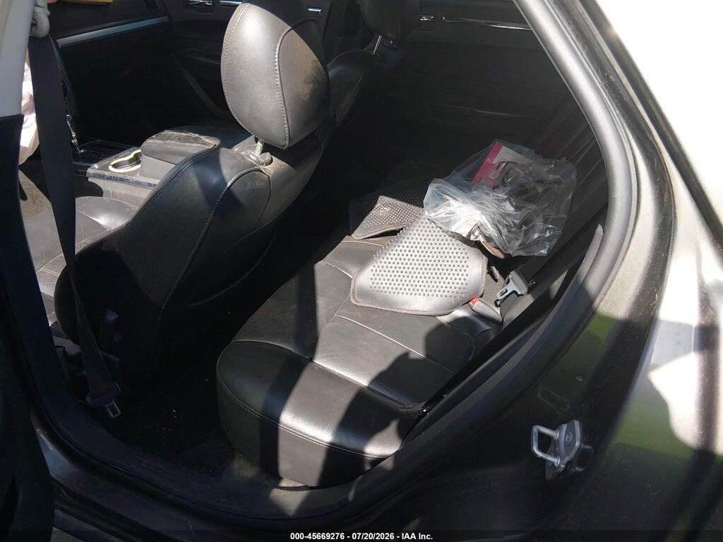 2C3CK5CV3AH144137 2010 CHRYSLER 300 photo no. 8