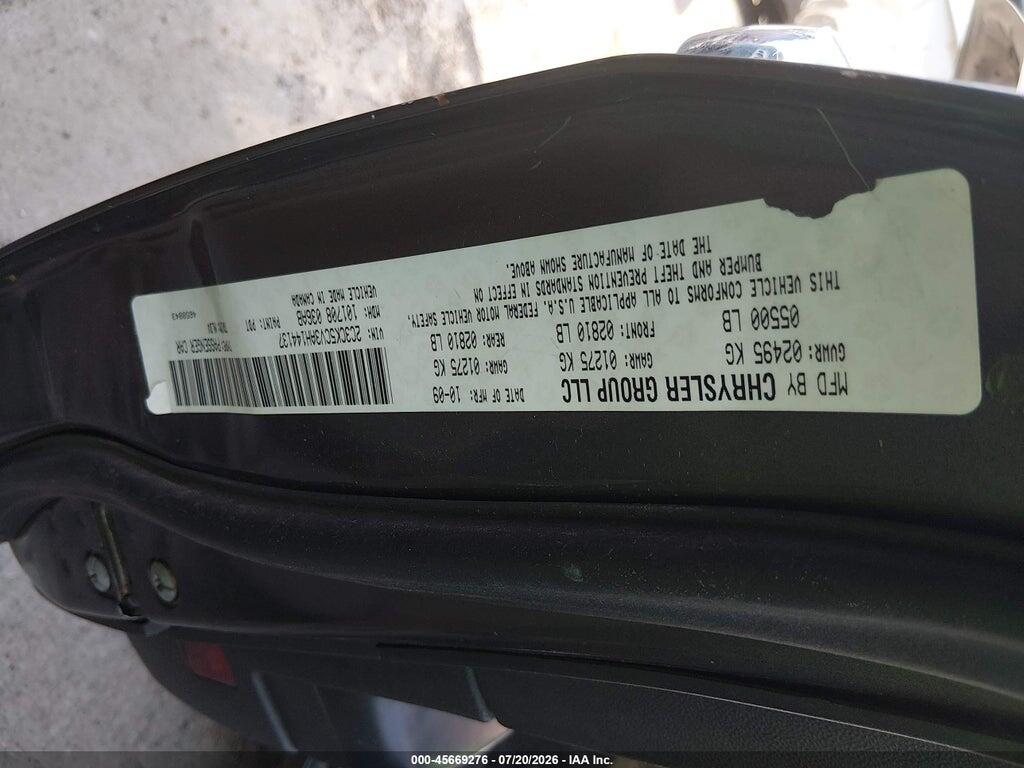2C3CK5CV3AH144137 2010 CHRYSLER 300 photo no. 9