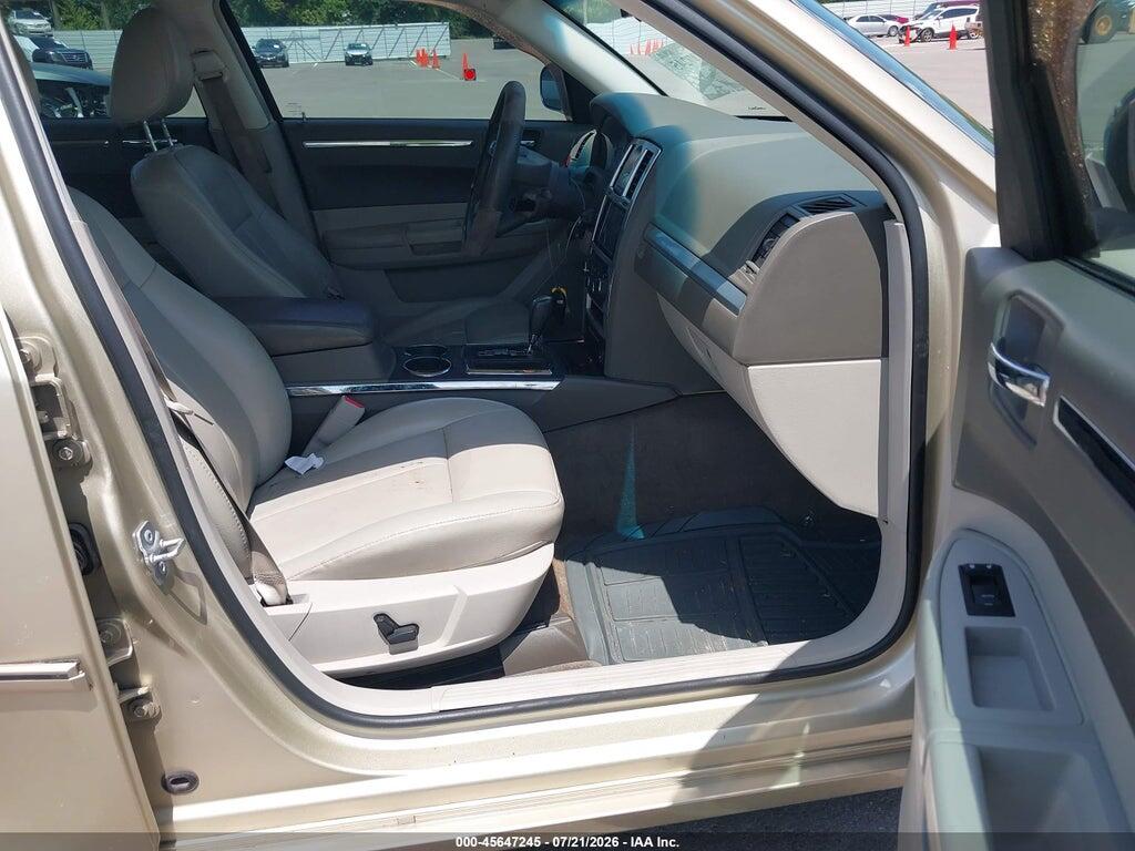 2C3CA5CV7AH147397 2010 CHRYSLER 300 photo no. 5