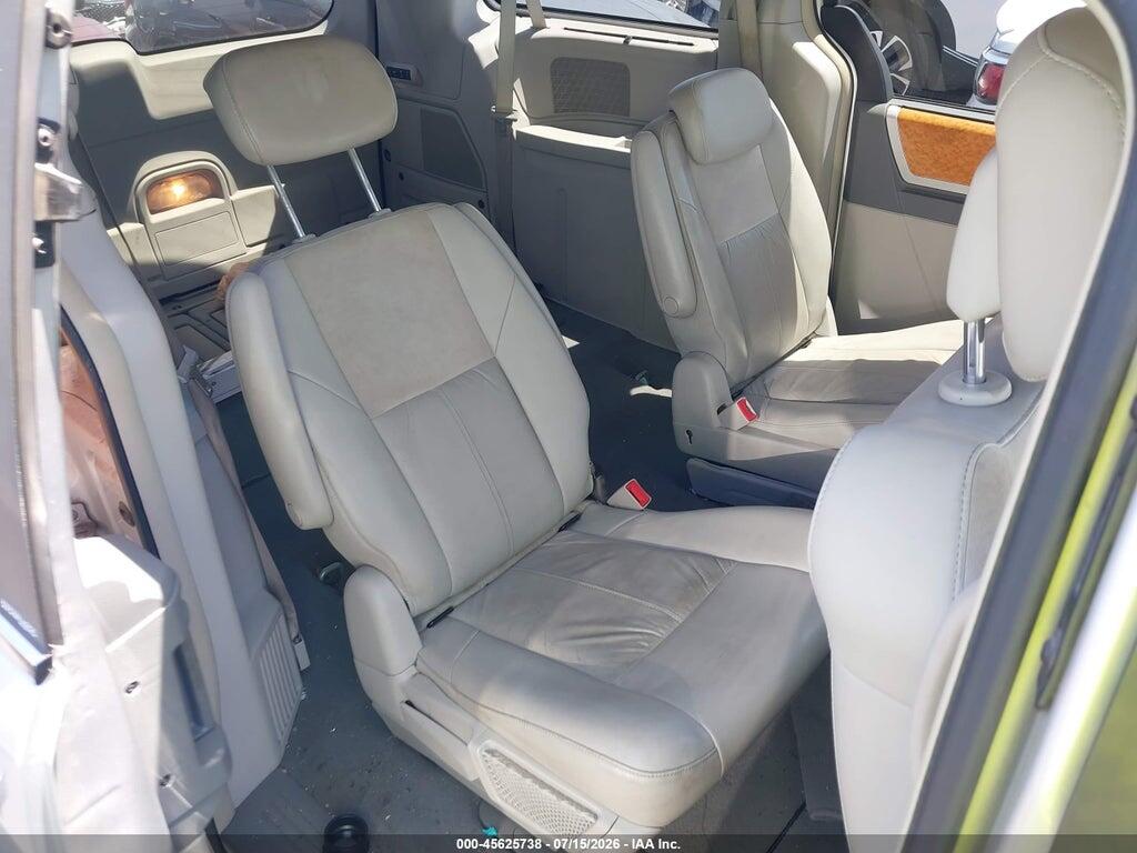 2A4RR7DX9AR404624 2010 CHRYSLER TOWN & COUNTRY photo no. 8