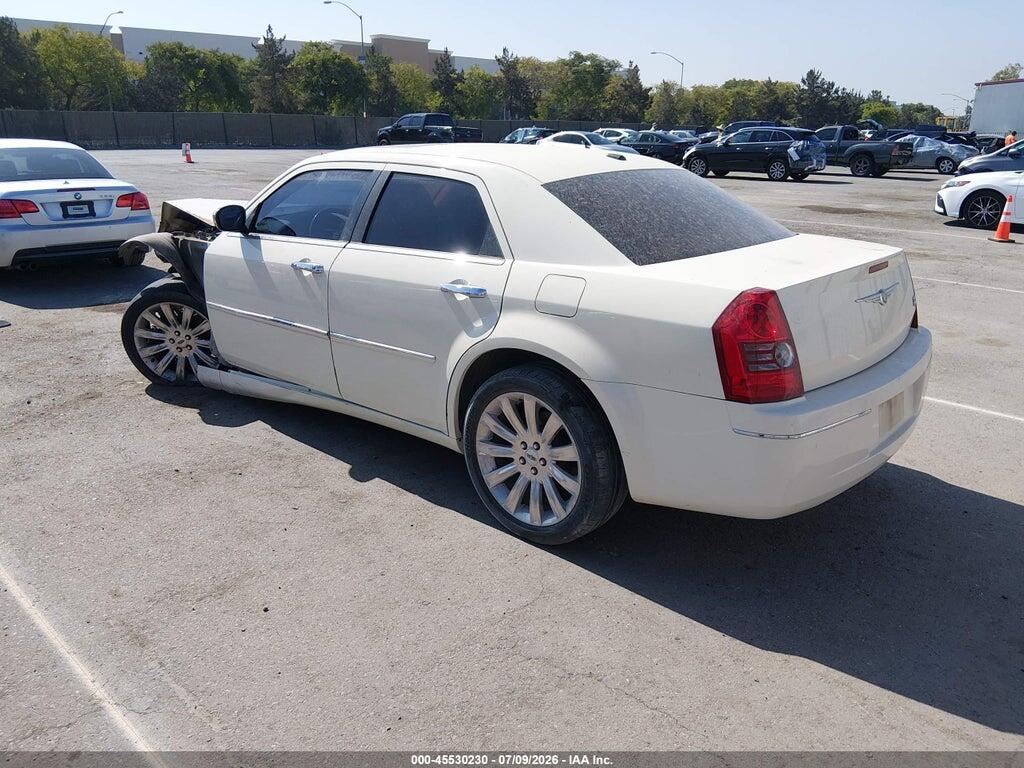 2C3CA5CV1AH206413 2010 CHRYSLER 300 photo no. 3