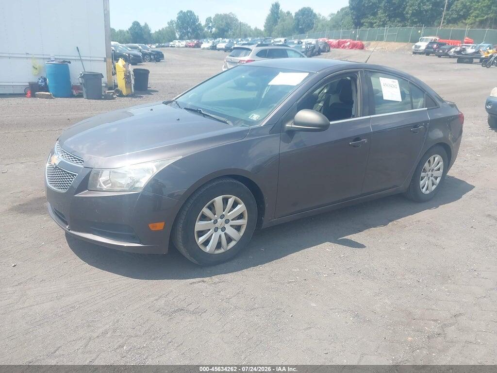 1G1PD5SH6B7226937 2011 CHEVROLET CRUZE photo no. 2