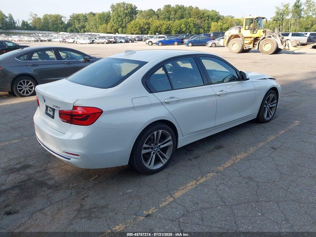 WBA8D9C5XJA615246 2018 BMW 330I photo no. 4