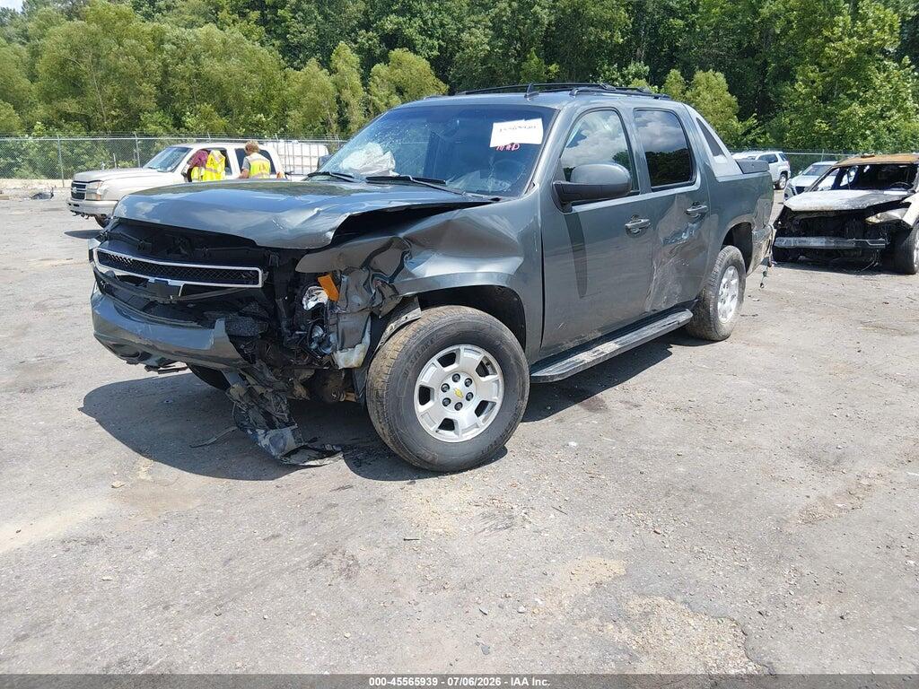 3GNTKFE35BG259666 2011 CHEVROLET AVALANCHE 1500 photo no. 2