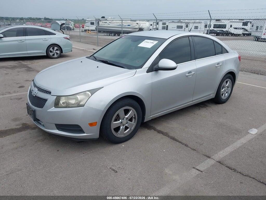 1G1PG5S99B7124743 2011 CHEVROLET CRUZE photo no. 2