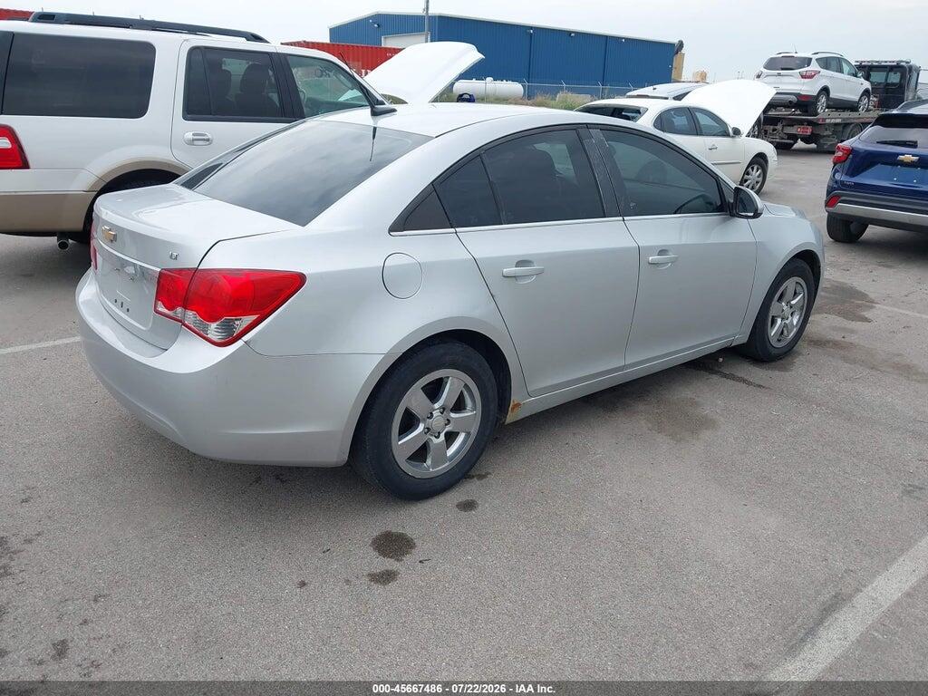 1G1PG5S99B7124743 2011 CHEVROLET CRUZE photo no. 4