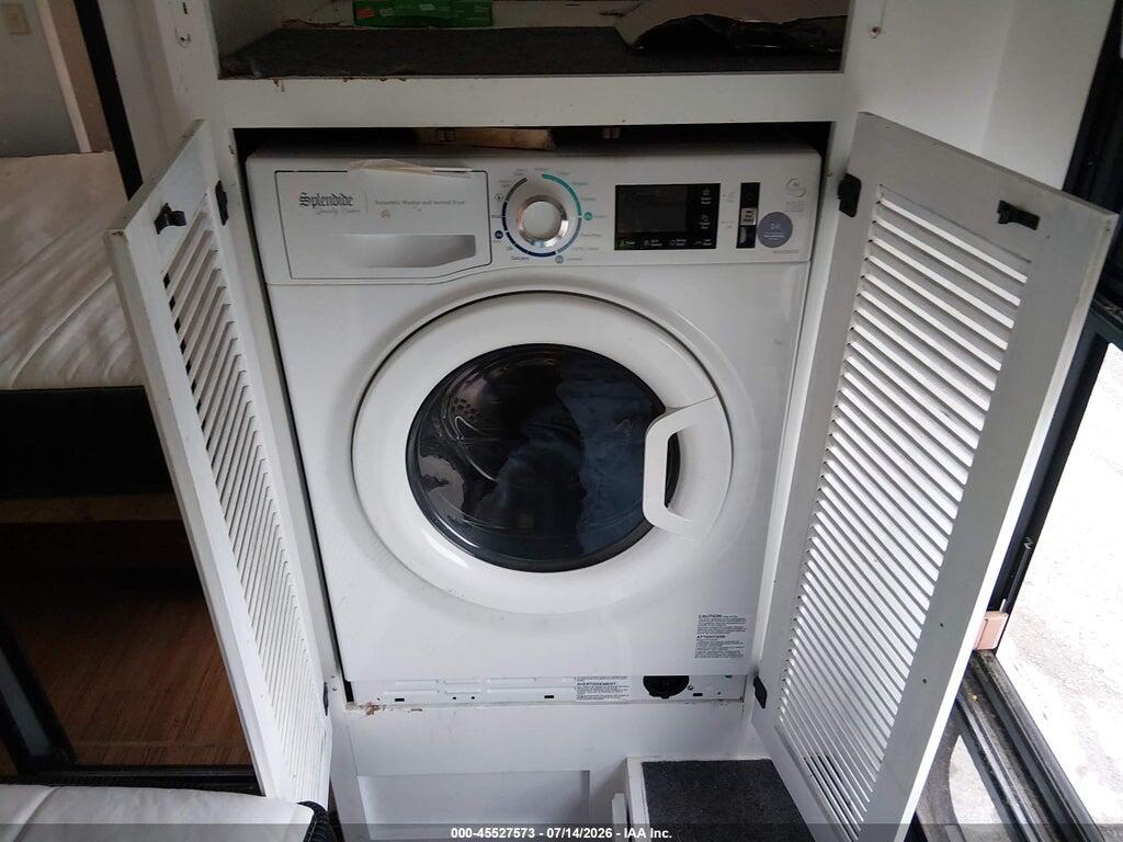 16F62E5R281A08781 2008 CARRIAGE CAMEO photo no. 12