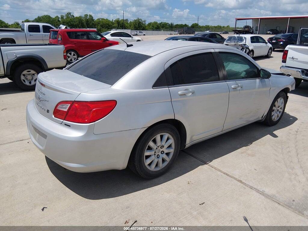 1C3CC4FB7AN134890 2010 CHRYSLER SEBRING photo no. 4