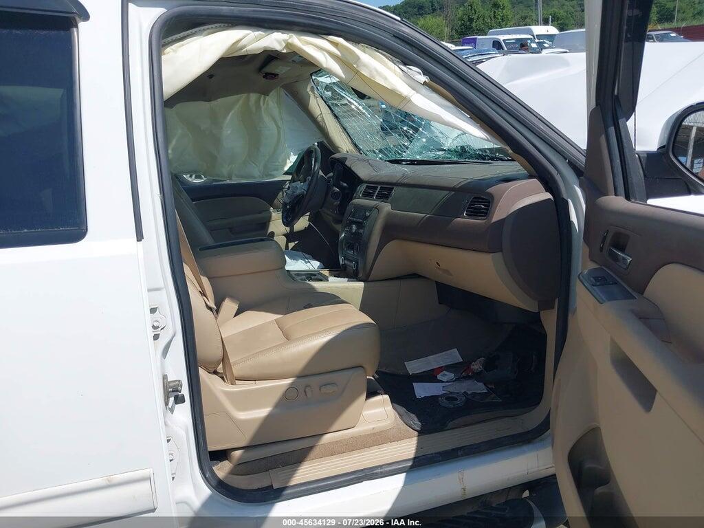 3GNVKFE07AG127814 2010 CHEVROLET AVALANCHE 1500 photo no. 5