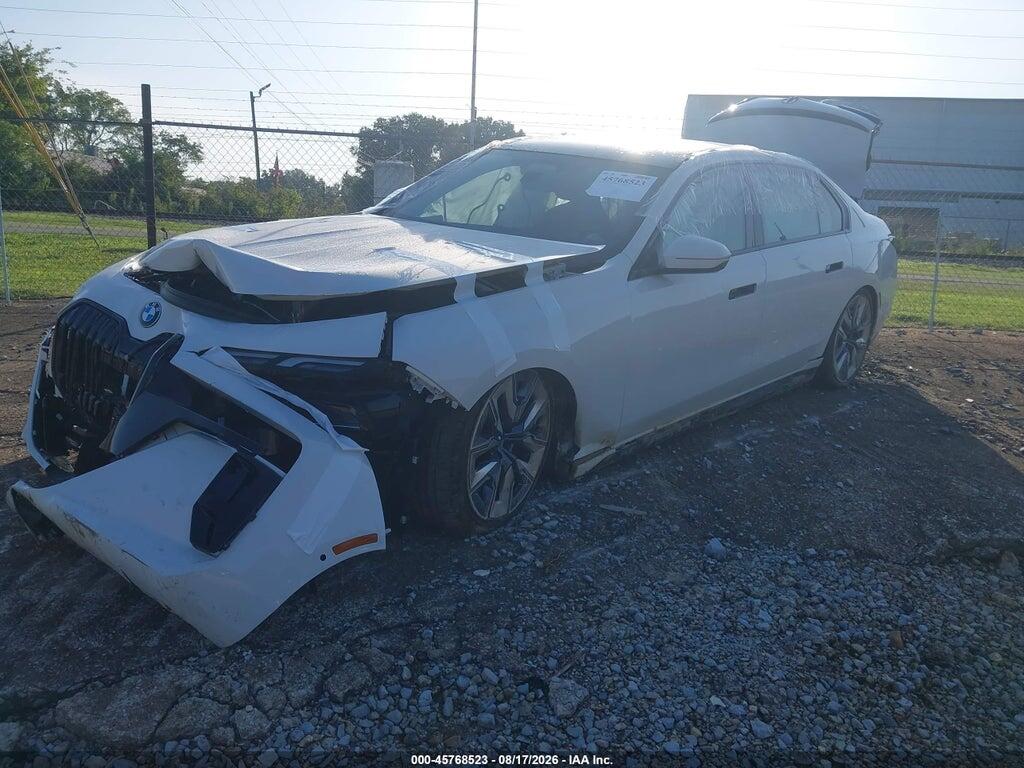 WBA23EH01PCN26385 2023 BMW 740 photo no. 2