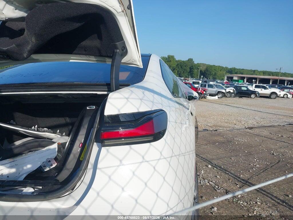 WBA23EH01PCN26385 2023 BMW 740 photo no. 4