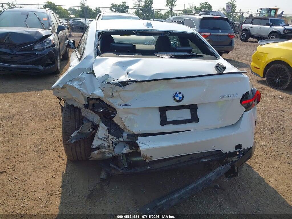 3MW33CM03P8C95205 2023 BMW 230 photo no. 6