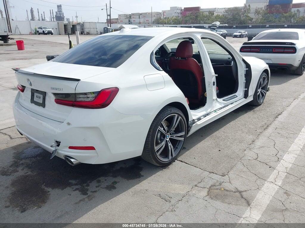 3MW69FF06P8D08135 2023 BMW 330I photo no. 4
