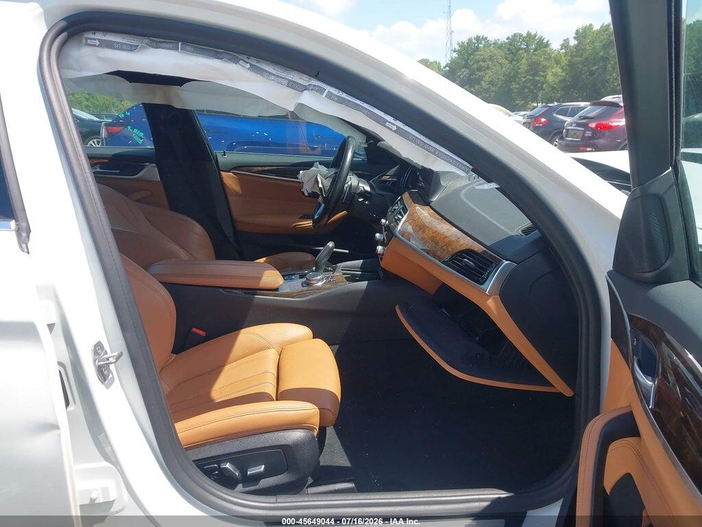 WBAJE7C5XKWW16467 2019 BMW 540I photo no. 5