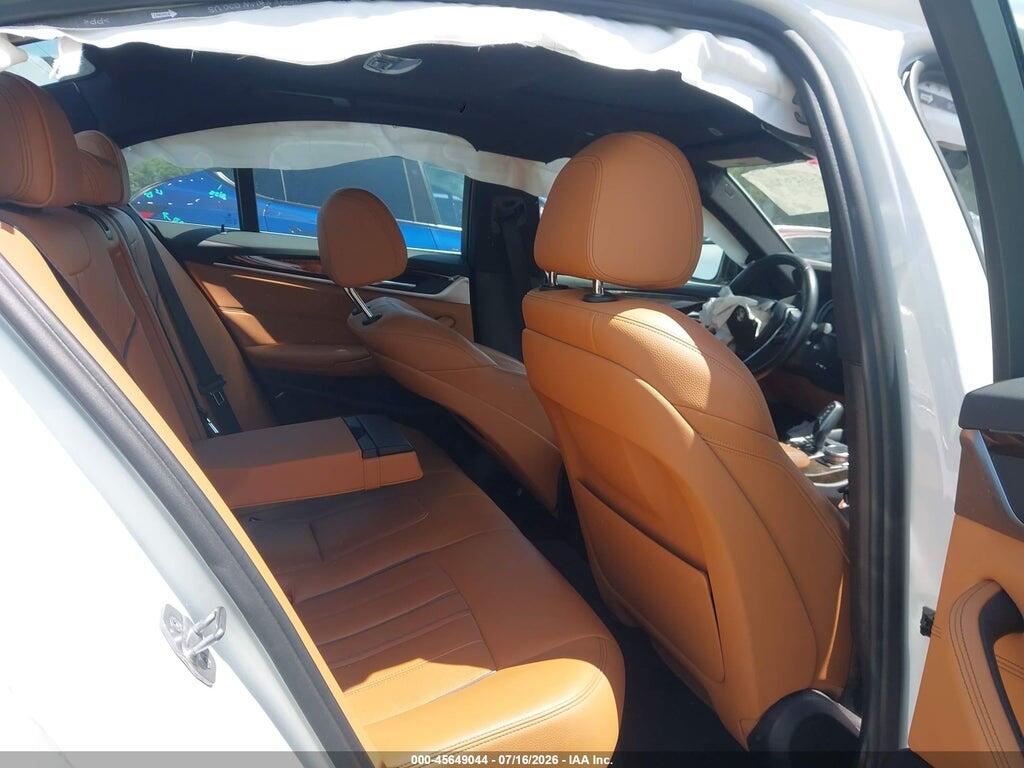 WBAJE7C5XKWW16467 2019 BMW 540I photo no. 8