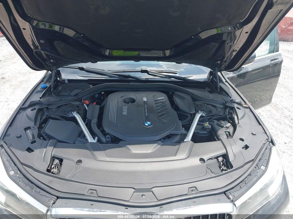 WBA7E2C52KB216746 2019 BMW 740I photo no. 10