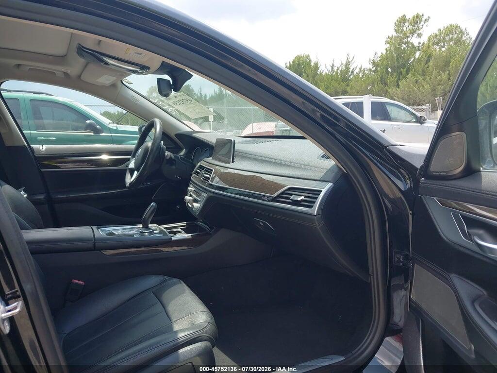 WBA7E2C52KB216746 2019 BMW 740I photo no. 5