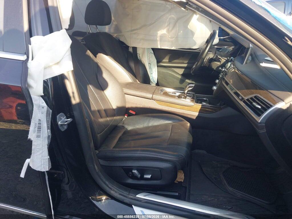 WBA7E2C58KB216833 2019 BMW 740I photo no. 5