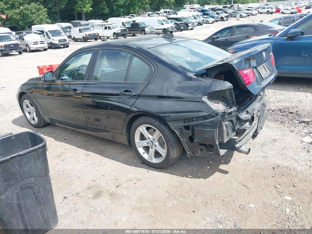 WBA3B1C56DF462728 2013 BMW 320I photo no. 3