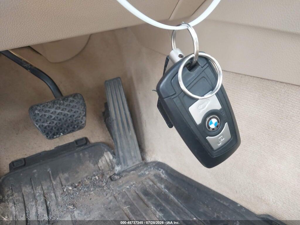 WBA3B5G58DNS02659 2013 BMW 328I photo no. 11
